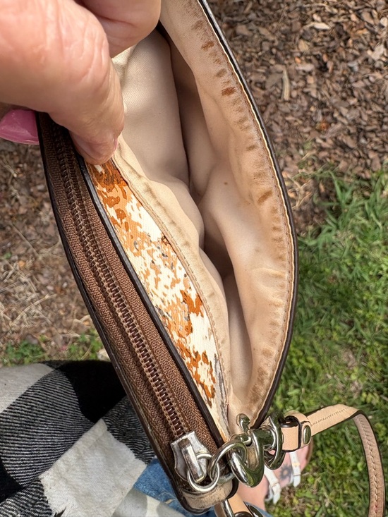 Coach Peyton Floral Wristlet GUC - Picture 10 of 12